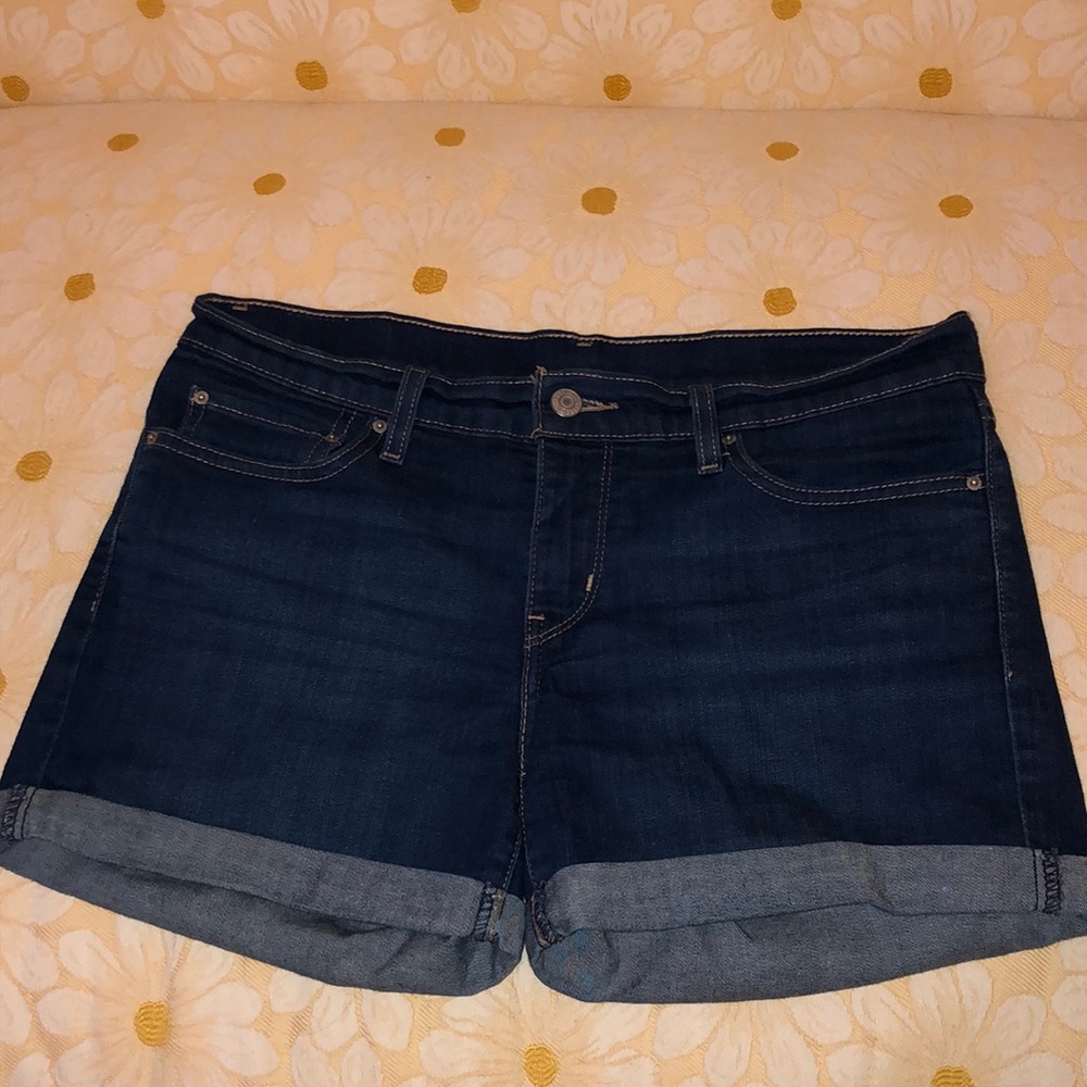 Denim Levi shorts size 29